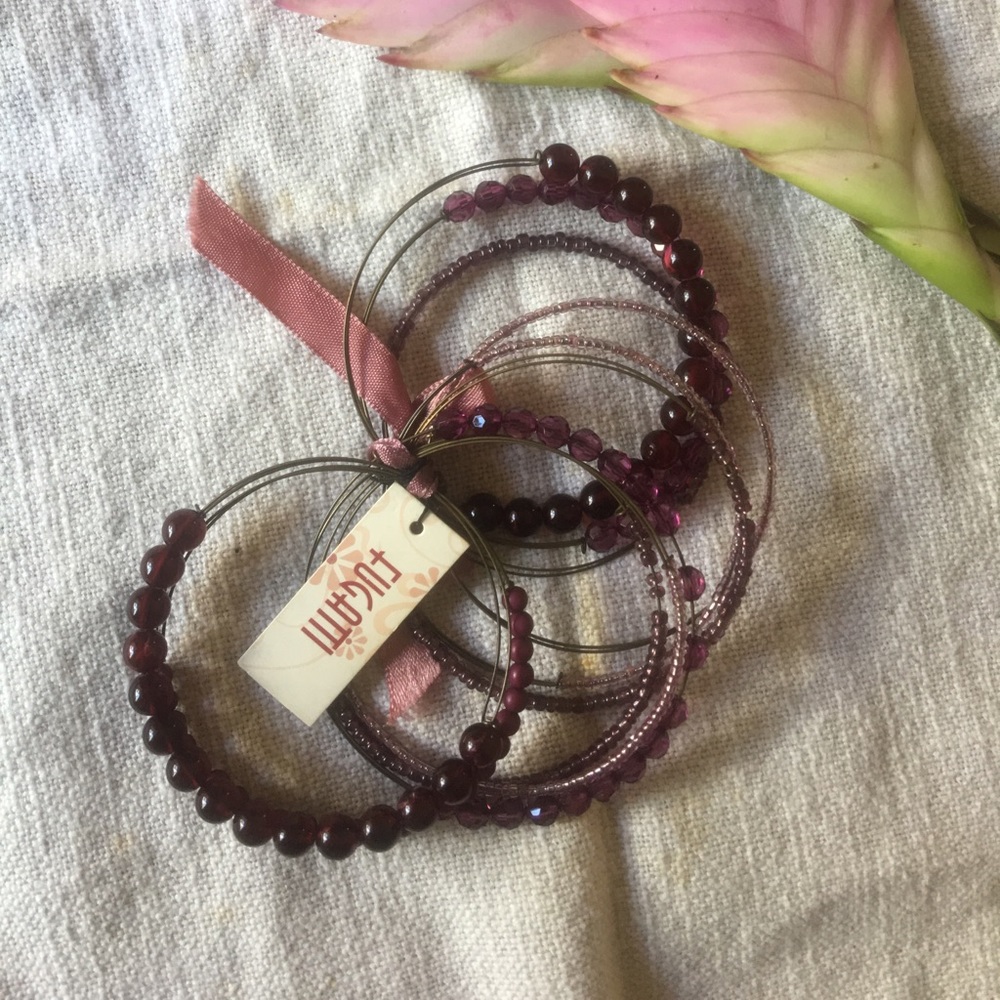 Multi bangles (11) wire bracelet
